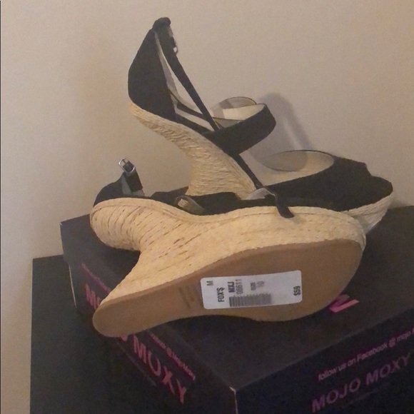Mojo Moxy Wedge Sandals size 10 - Picture 6 of 6